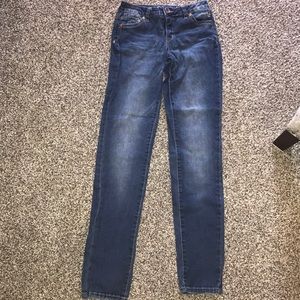 Super skinny low rise blue jeans